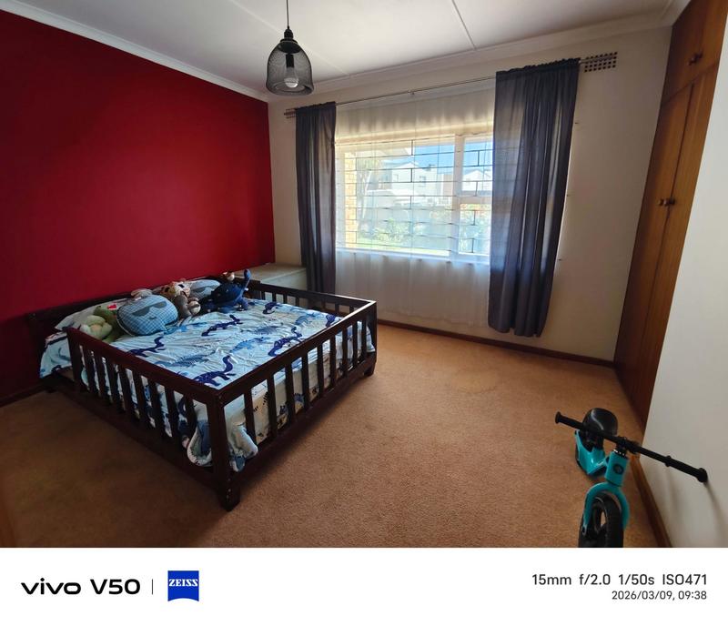 4 Bedroom Property for Sale in Hartenbos Western Cape